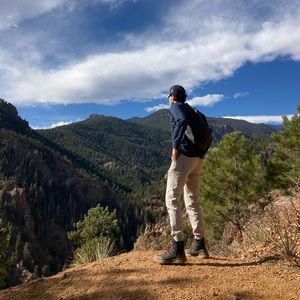 Meet your Posher, Joshua